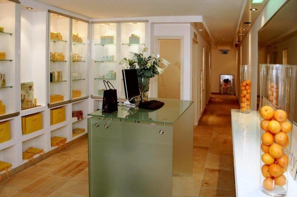 Hotel Landhuishotel De Bloemenbeek 4*