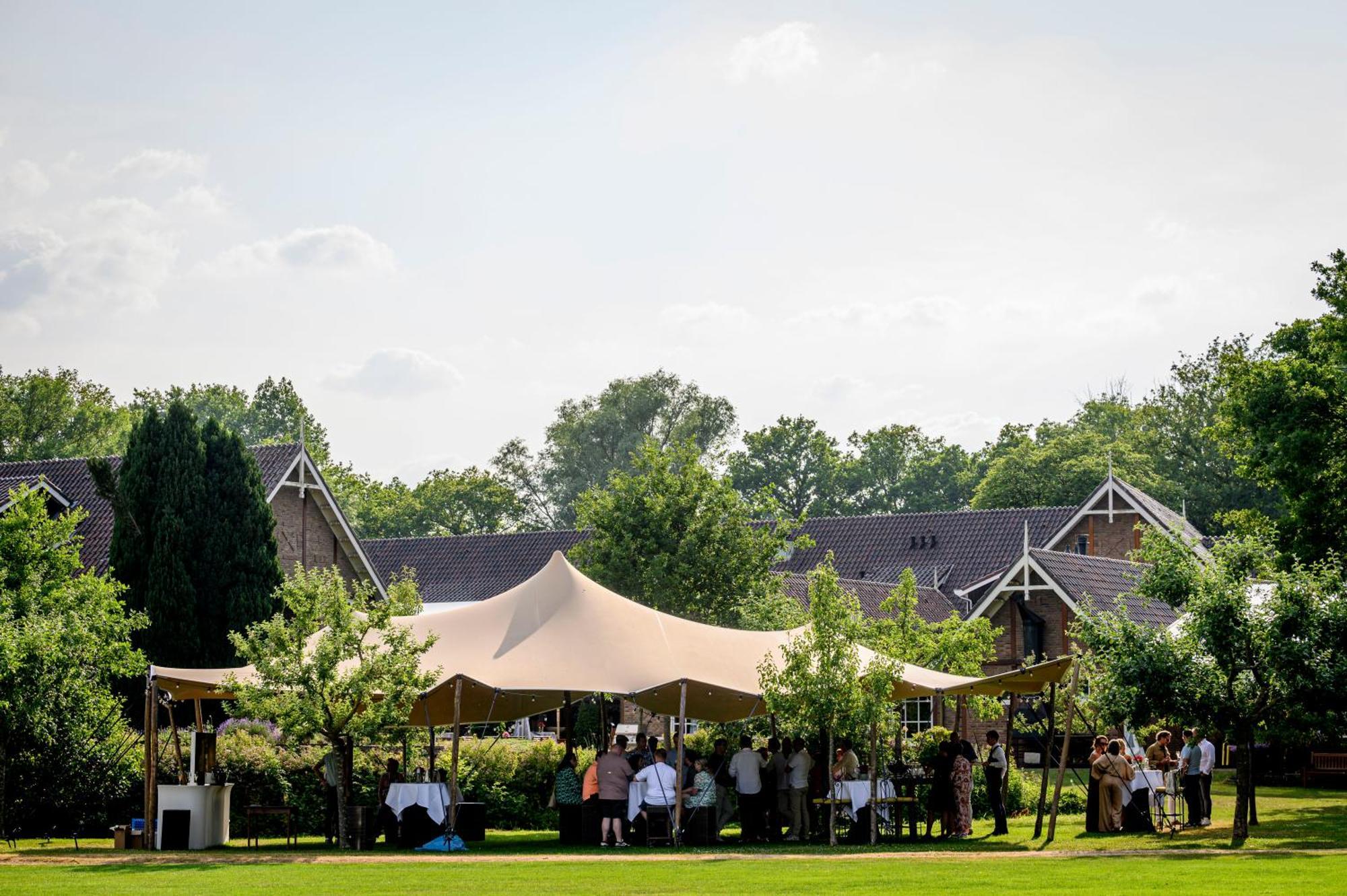 Hotel Landhuishotel De Bloemenbeek 4*